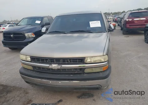 2002 Chevrolet Silverado 1500 Ls z USA, uszkodzony, nr VIN 2GCEC19T121118405